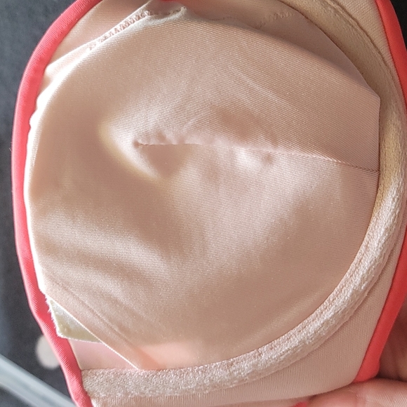 Victoria's Secret 36C coral strapless pushup bikini top - Picture 7 of 7